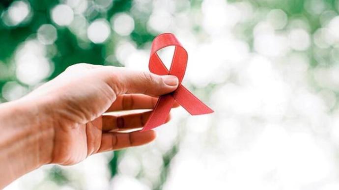 Sosyal Medyanın Son Gündemi: Hiv+ Olmak Saklanmalı mı?
