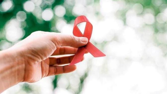 Sosyal Medyanın Son Gündemi: Hiv+ Olmak Saklanmalı mı?