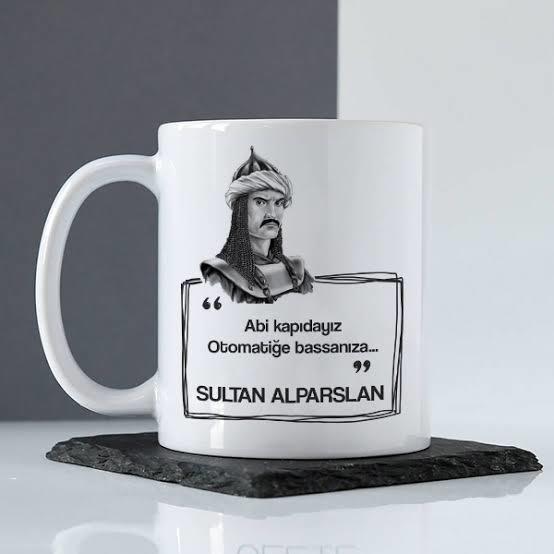 Hangi Burcun İnsanına Hangi Kupa Hediye Edilir?