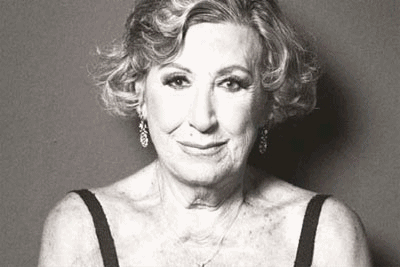 M&uuml;zeyyen Senar Anısına