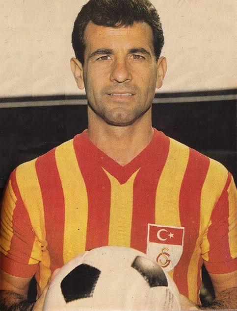 Metin Oktay