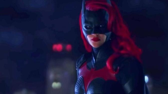 Batman Geri Dönüyor: Batwoman
