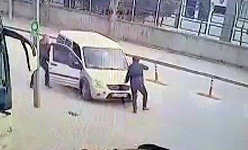 Edirne Polisi Suçluyu Sahte Kadın Adıyla Açtığı Instagram Hesabı ile Yakaladı!