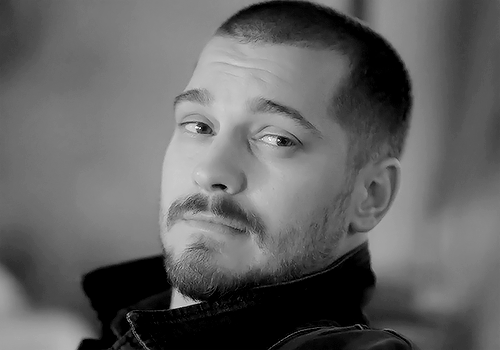 Genç Yaşta Olgun Kadın Düşürmek İsteyenlere Altın Değerinde Tavsiyeler!