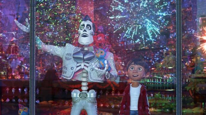 ❄️Yılbaşını Yalnız Geçireceklere Yalnızlıklarını Unutturacak 5 Film Önerisi!