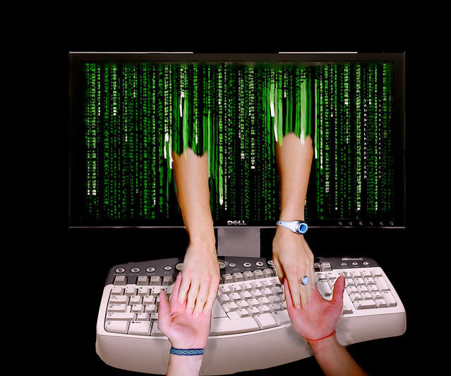 Yeni Trend Online Arkadaşlıklar ve Ortaya Çıkan Durumlar!