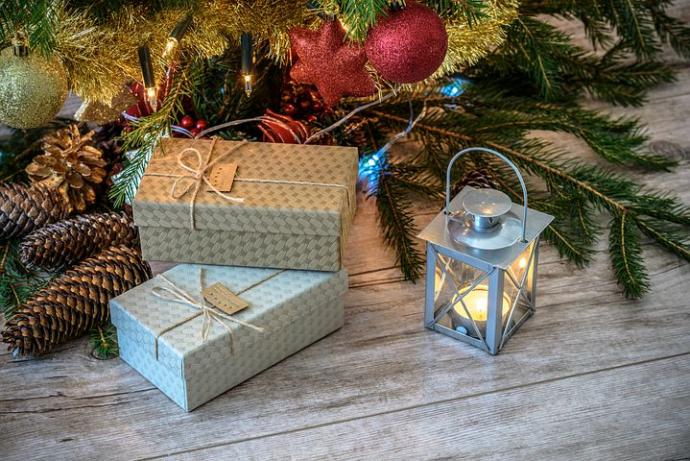 🎄 Yeni Yıl Gelirken Yılbaşı Ağacı Süslemenin İnceliklerini Öğrenelim