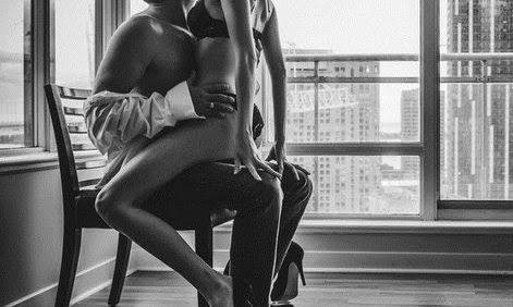 Aşkınızı Üste Çıkartın! Cowgirl Pozisyonunu Eğlenceli Hale Getirmenin Yolları