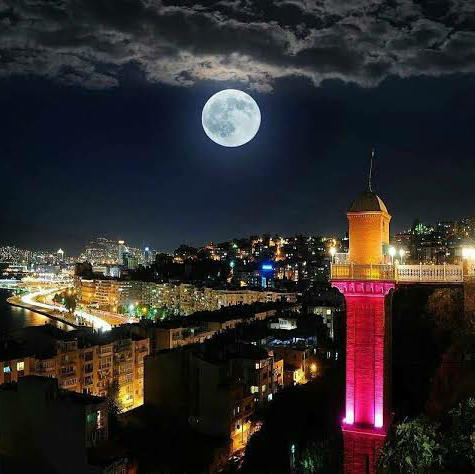 İzmirlinin Ağzından İzmir: Nerede Ne Yapılır, Ne Yenilir Ne İçilir Anlatıyorum!