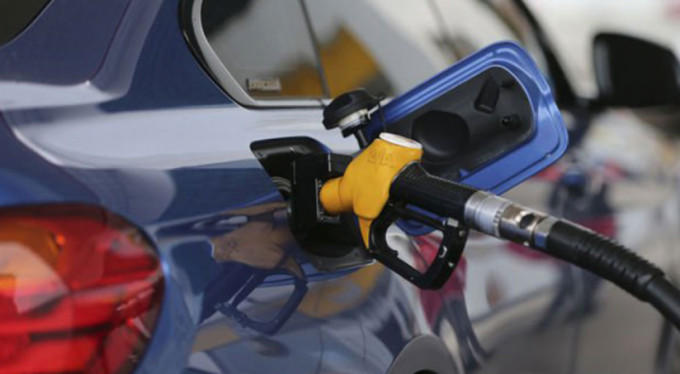 Benzin ve Motorine Zam Geldi