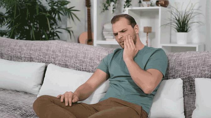 20 Yaş Dişi Ağrısı Nasıl Geçer, Mutlaka Çekilmeli Midir?