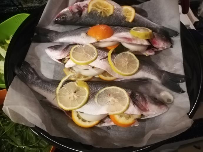 Fırında Defneli Levrek Nasıl Yapılır?