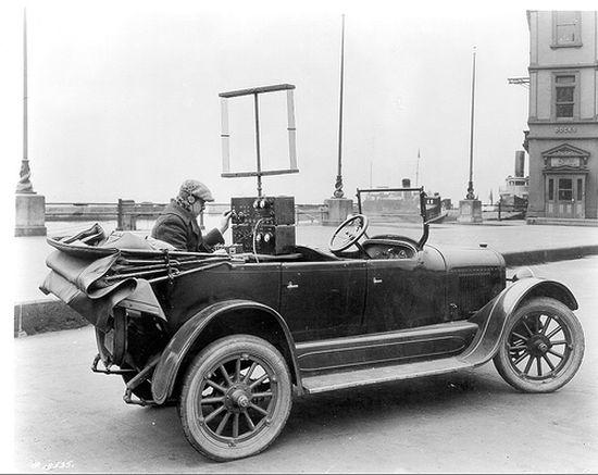 1908 yılında patent alınan ilk mobil telefonun kurulduğu araba