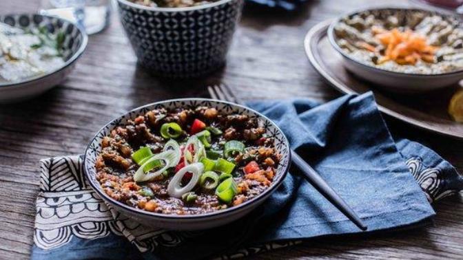 Kebap Kralsa, Kraliçesi Acılı Ezmedir! Sır Gibi Saklanan ''Acılı Ezme'' Tarifim