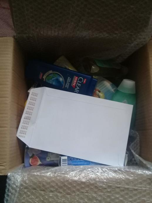 Çam Sakızı KizlarSoruyor Armağanı; Fenomenlere Yeni Yıl Hediyeleri!