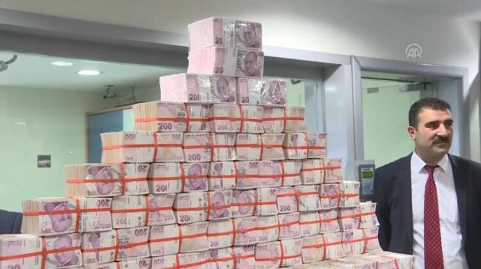 80 Milyon Lira