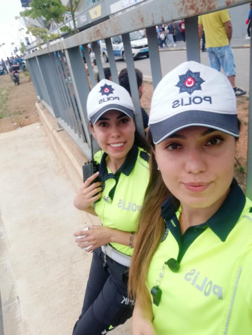 Seval - Serpil Türkmen