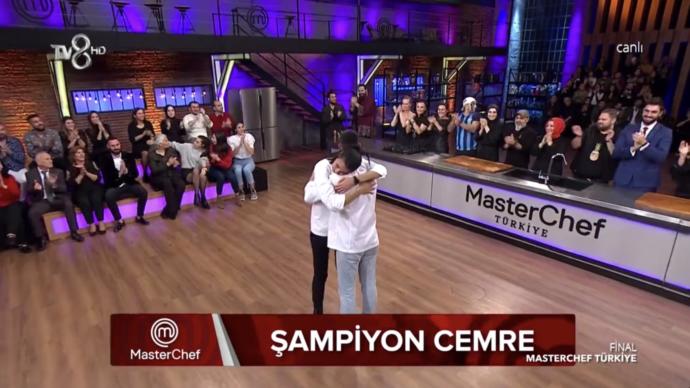 MasterChef T&uuml;rkiye 2019 Şampiyonu Cemre Uyanık