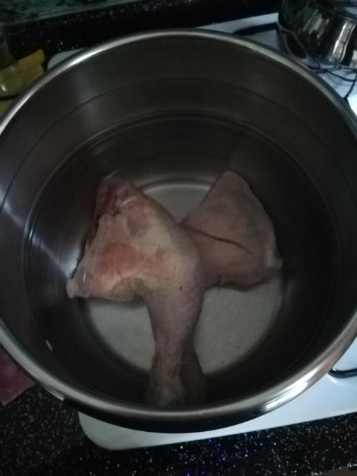 Hastalar İçin Birebir Tavuklu Brokoli Çorbası Nasıl Yapılır?