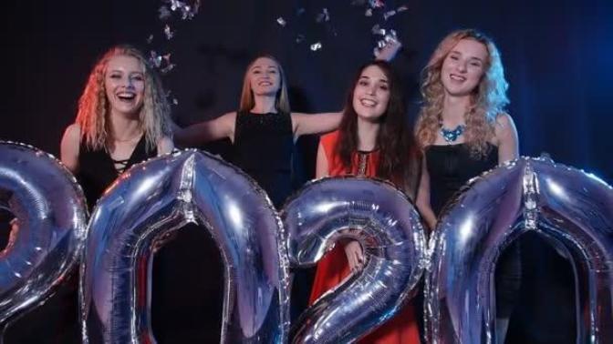 Yeni Yıl Hepimizin Yılı Olsun: 2020'de Mutluluğu Nasıl Bulacağız?