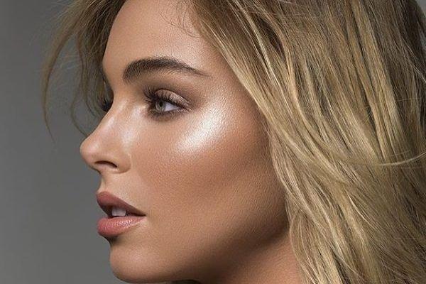 highlighter seçiminizde tropikal renkler kullanmayı ihmal etmeyin pembe şeftali gibi :)