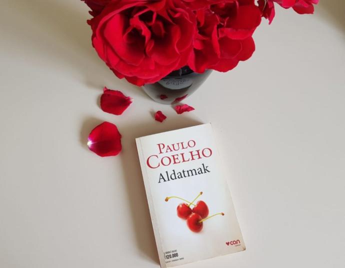 Paulo Coelho: Çoğumuz Onu Simyacı’nın Yazarı Olarak Tanıyoruz Ama Bundan Çok Daha Fazlası Var!