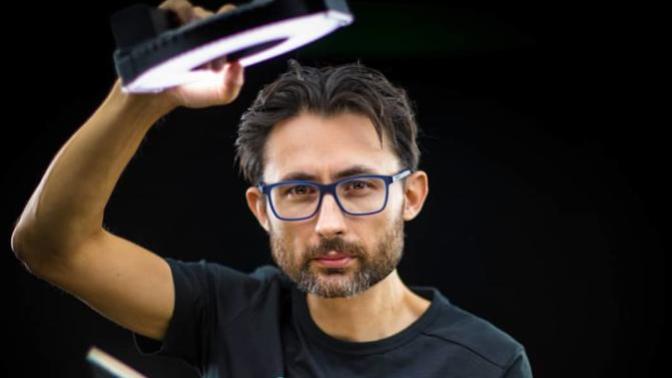 O, İnternet Aleminin Parlayan Yıldızı: Sıradan Olmayı Çoktan Aşmış, Türkiye'nin En İyi Youtuber'ı Barış Özcan KizlarSoruyor'da!