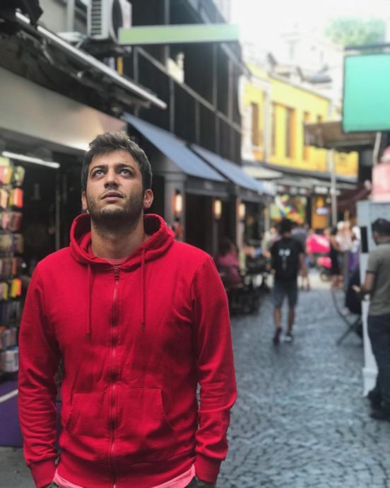 Çok Güzel Hareketler Bunlar: BKM Mutfak Ekolünün En Konuşulan İsmi, ÇGHB 2. Kuşak Oyuncusu Cenan Adıgüzel KizlarSoruyorda!