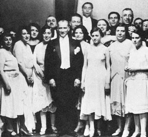 Onu Hep Başarılarıyla Anmıştık: Mustafa Kemal Atatürk Ve Kişilik Özellikleri!
