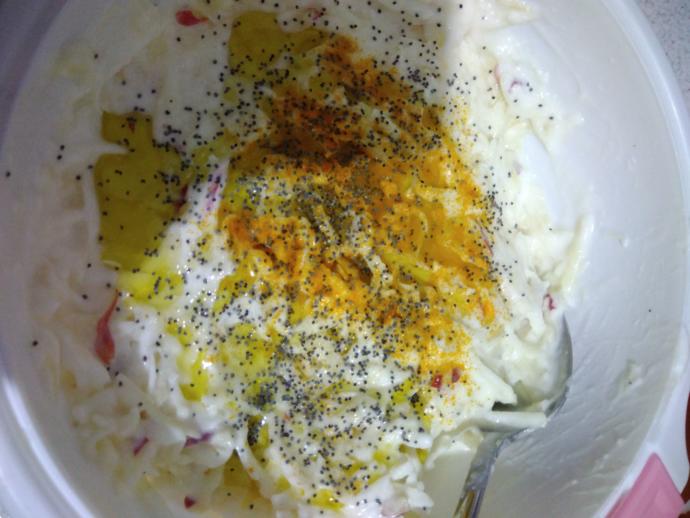 Kereviz Salatasında Yeni Bir Tarz: Şefin Bol Malzemeli Kereviz Salatası!