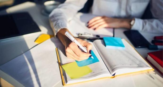 Sınav Dönemi Nasıl Daha Verimli Ders Çalışılır? KizlarSoruyor