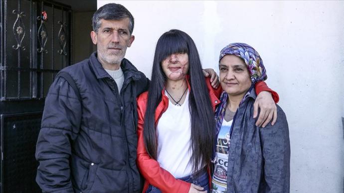 Baba Yaşar Özek- Berfin Özek - Anne Berfin Özek/İskenderun