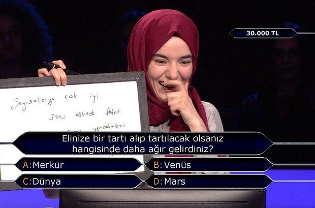 Ümmü Gülsüm Genç (Kim Milyoner olmak İster)