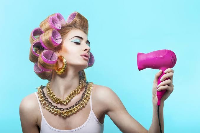 Saç Şekillendirmek Artık Eziyet Değil: Dyson Airwrap Saç Şekillendirici Kullanmanız İçin 7 Sebep