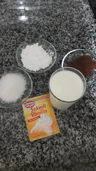 Nefis Sütlü Tatlı: Gece Üç İçim Kıyıldı Tatlısı Nasıl Yapılır?