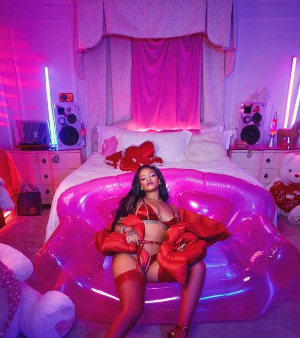 Rihanna - Instagram