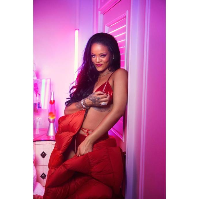 Rihanna - Instagram