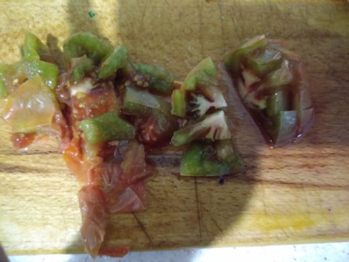 Damaklarınızı Şenlendirecek Rengarenk Bir Salata Tarifi!