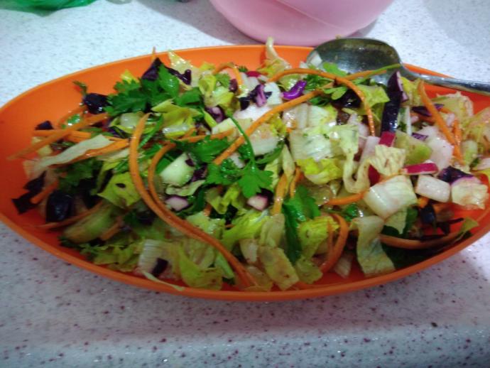 Damaklarınızı Şenlendirecek Rengarenk Bir Salata Tarifi!