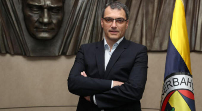 Damien Comolli istifa etti