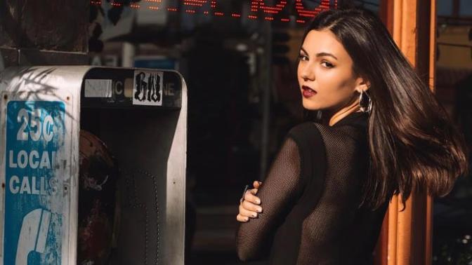 Badem Yağı Saça Nasıl Uygulanır? Sır Perdesi Aralanıyor!