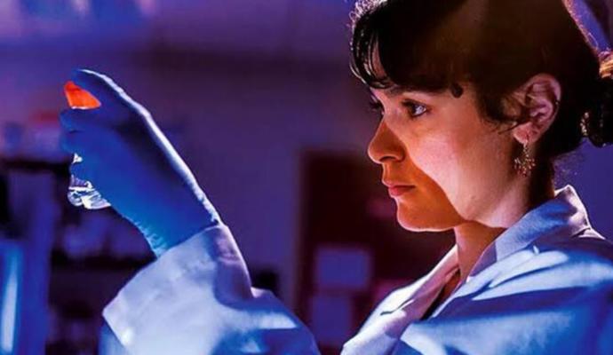 Astrobiyolog Doç. Dr. Betül Kaçar