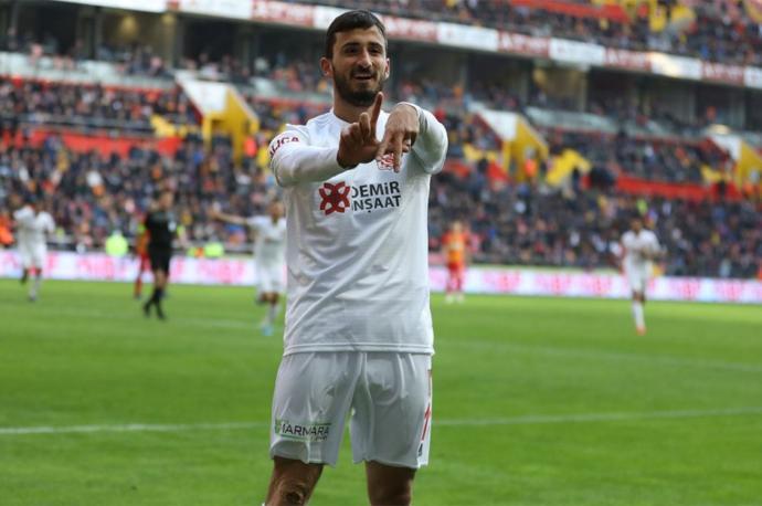 Rıza Çalımbayın Türk Futboluna Sunduğu 5 Yeni Yüz!