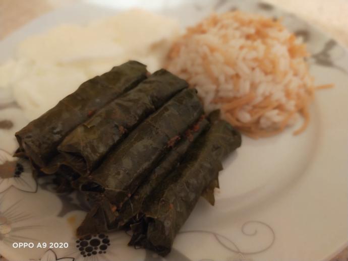 Tadına Bayılan Çok! Etli Yaprak Sarma Nasıl Yapılır?