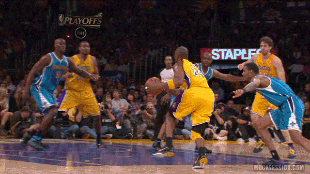 NBA Tarihinden Bir Yıldız Geçti: Lakers Efsanesi Kobe Bryant Hayata Gözlerini Yumdu!