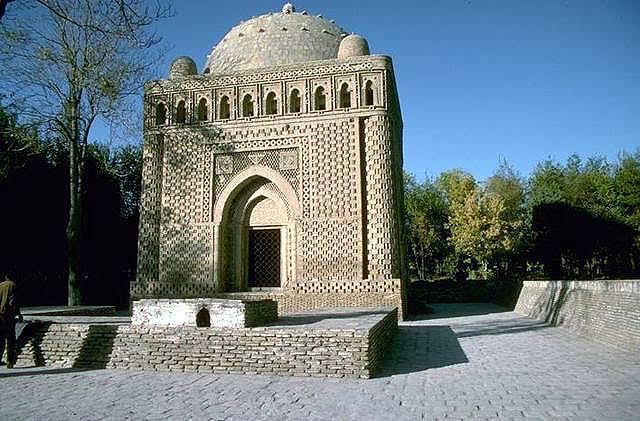 İsmâil Sâmânî türbesi.