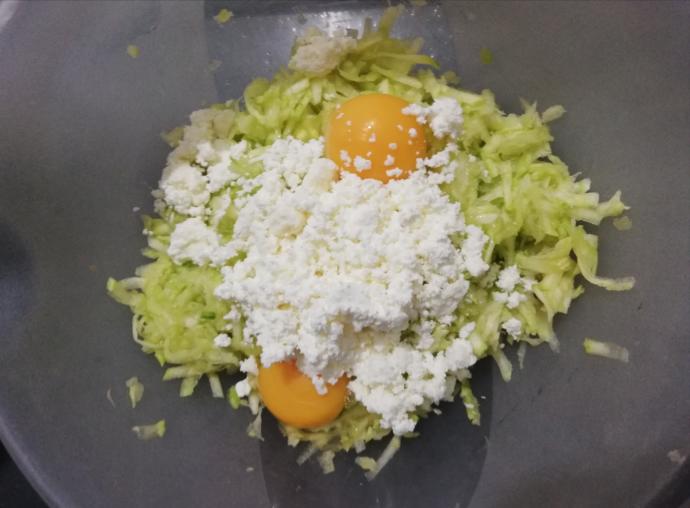 Mücverin En Lezzetli Hali: Kabak Mücver Nasıl Yapılır?