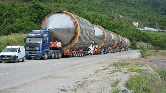 Tank deyince askeri tank zanneden ben. :)Saf tarafım hiç geçmeyecek.ANLAŞILDI. (Bira tankı:BKNZ yukarı)