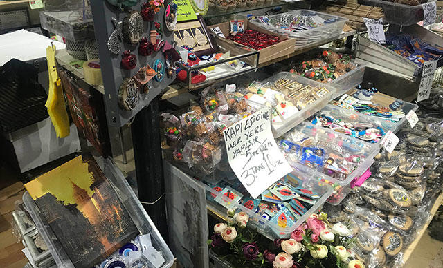 Eminönü esnafı coronavirüsten etkilendi