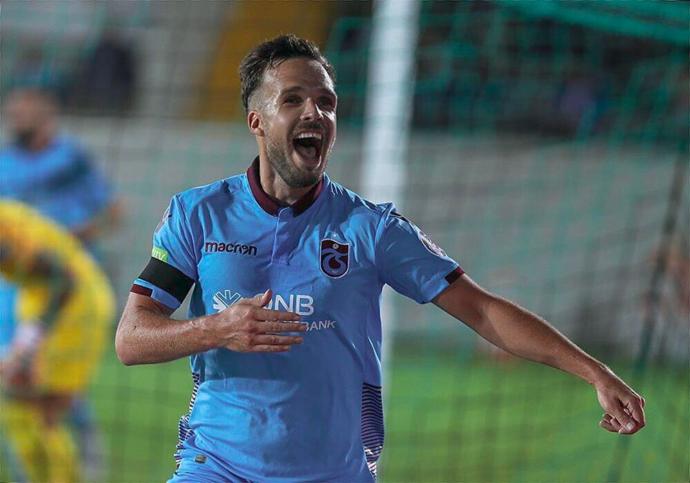 Futbolseverler Buraya: Süper Ligin En İyi 11ini Belirliyoruz!